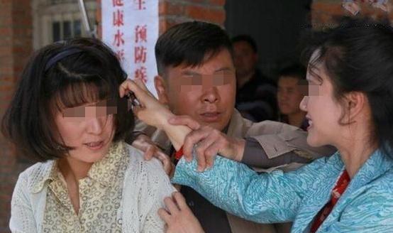 离婚后，嫁给前夫他上司,一段离奇再婚之旅